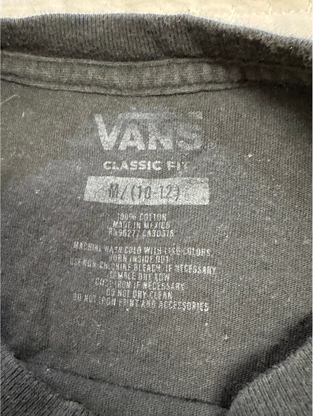 Vans Boys T-Shirt Graphic Checkerboard Flames Black Cotton Size M 10-12 - Picture 2 of 2